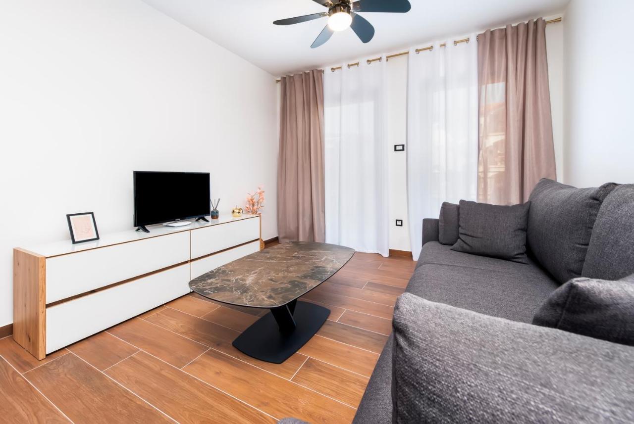 Apartments Sanja-New Renovated Rovinj Ngoại thất bức ảnh