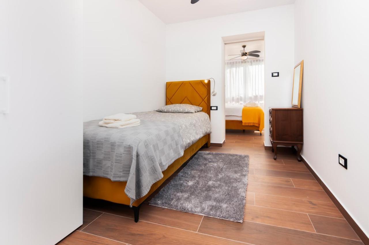 Apartments Sanja-New Renovated Rovinj Ngoại thất bức ảnh