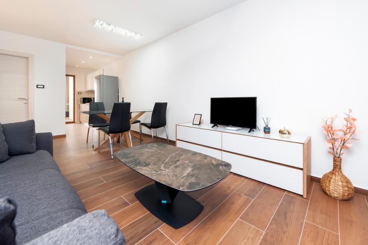 Apartments Sanja-New Renovated Rovinj Ngoại thất bức ảnh